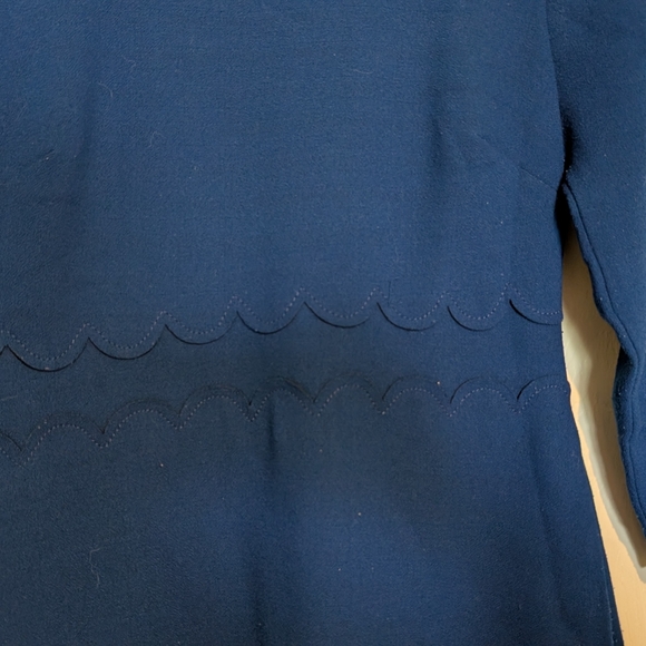 Blue dress with pockets - Picture 2 of 4